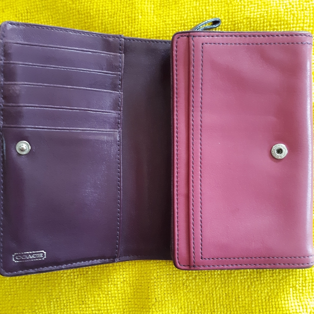 Coach wallet - Picture 2 of 7